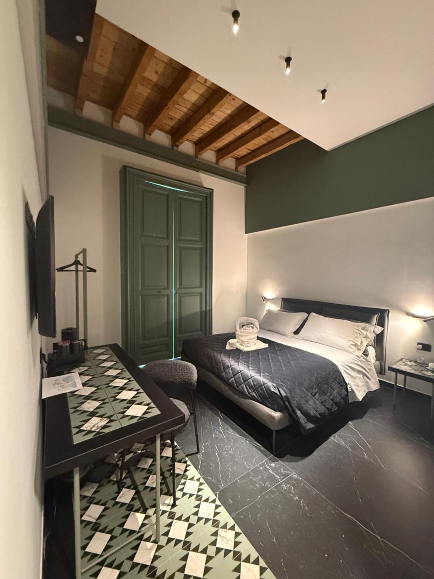 Volta 70 Hotel Naples Luaran gambar